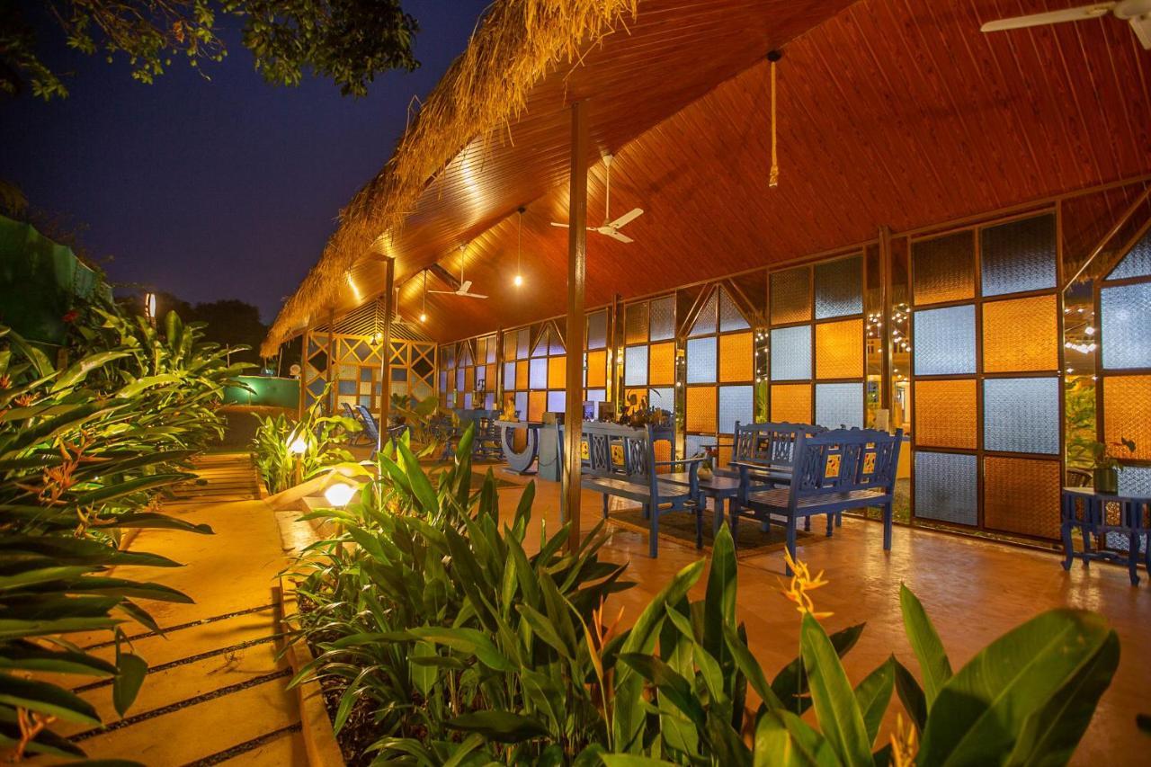 One At Goa Hotel Canacona Buitenkant foto